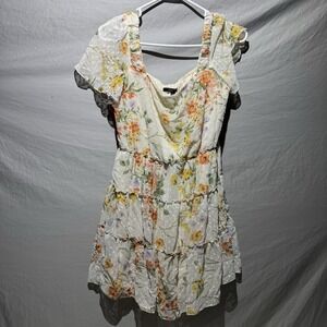 City Triangle Juniors Short Sleeve Floral Fit + Flare Dress - IVORY- PEACH‎ Sz 7